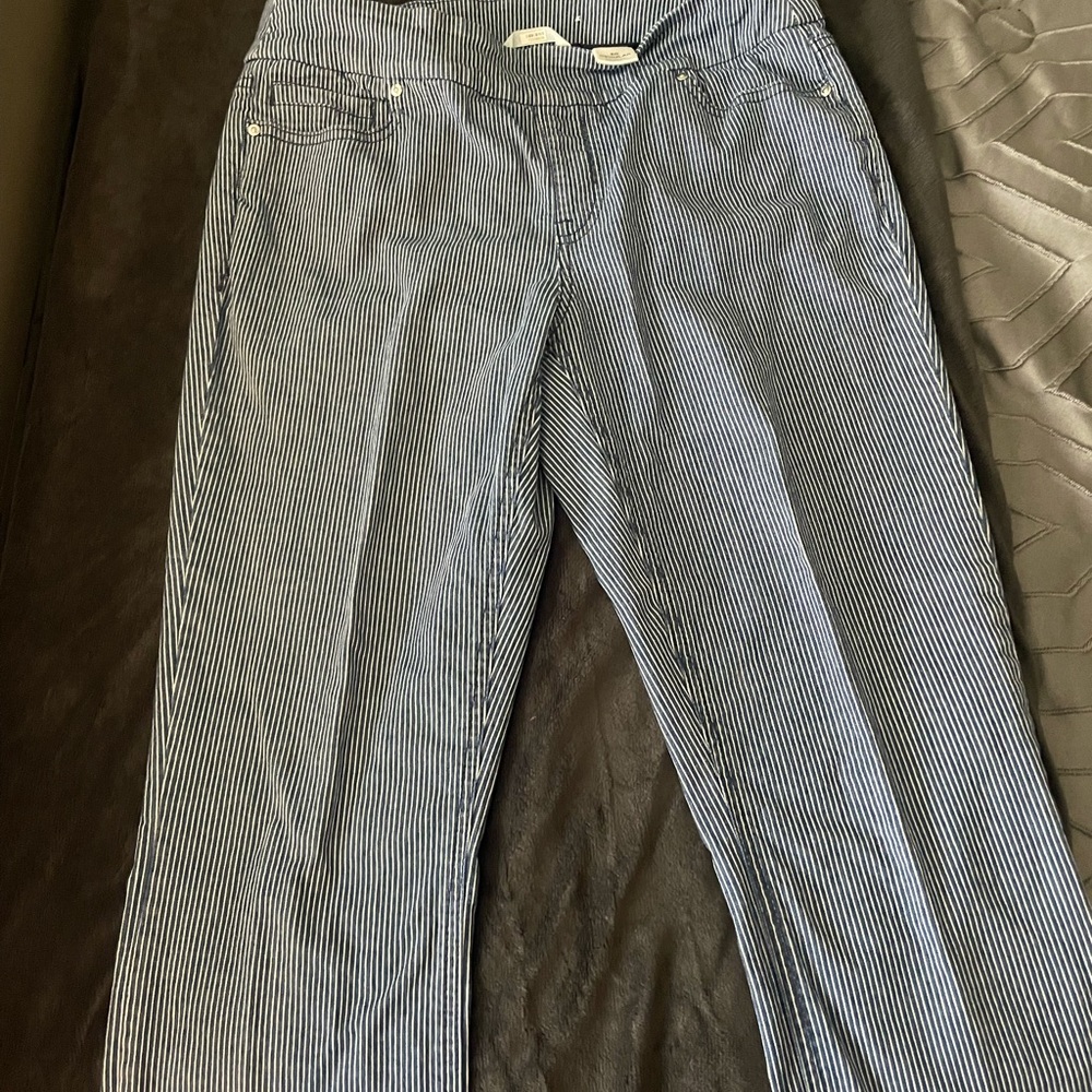 Westbound, size 6R, business casual pants.